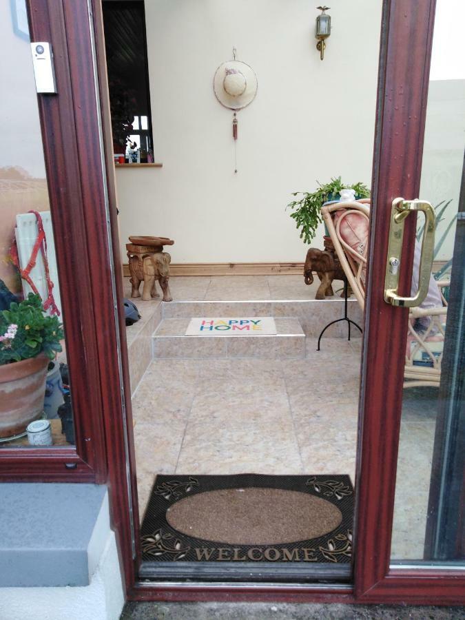 Catherine'S Lair A Quiet Peaceful Homestay ويستبورت المظهر الخارجي الصورة